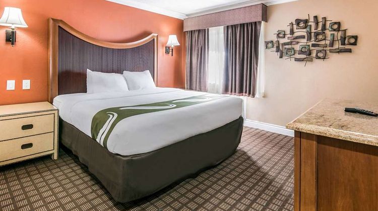 Quality Inn & Suites Atlanta Airport Suite