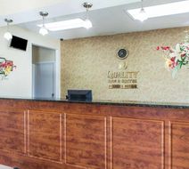 Quality Inn & Suites Lobby