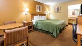 <b>Quality Inn & Suites Room</b>. Images powered by <a href="https://iceportal.shijigroup.com/" title="IcePortal" target="_blank">IcePortal</a>.