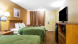 <b>Quality Inn & Suites Room</b>. Images powered by <a href="https://iceportal.shijigroup.com/" title="IcePortal" target="_blank">IcePortal</a>.