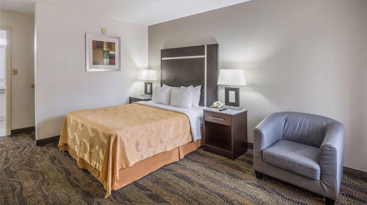 Quality Inn & Suites Room