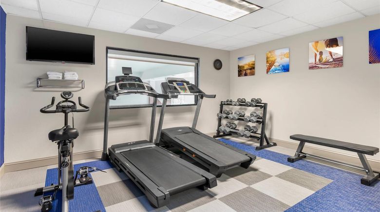 <b>Comfort Inn & Suites Health</b>. Images powered by <a href="https://iceportal.shijigroup.com/" title="IcePortal" target="_blank">IcePortal</a>.