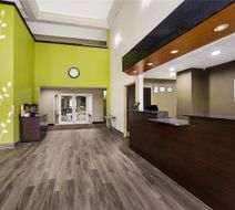 Sleep Inn & Suites, Valdosta Lobby
