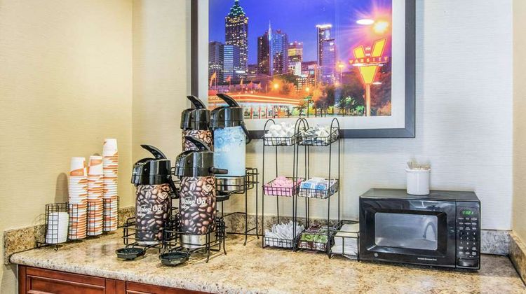 Comfort Inn Downtown South-Turner Field Restaurant