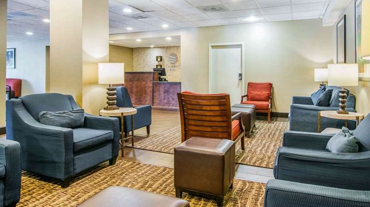 Comfort Inn Downtown South-Turner Field Lobby