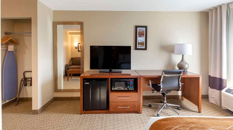 Comfort Inn Suite