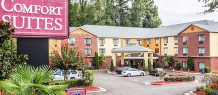 Comfort Suites Morrow Exterior