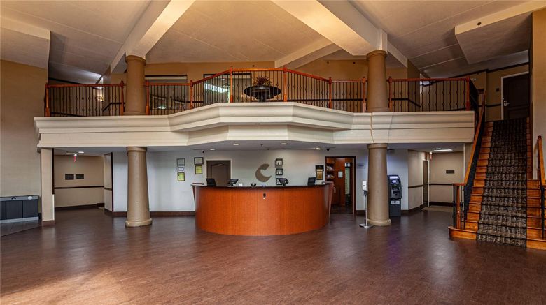 <b>Comfort Suites Morrow Lobby</b>. Images powered by <a href="https://iceportal.shijigroup.com/" title="IcePortal" target="_blank">IcePortal</a>.