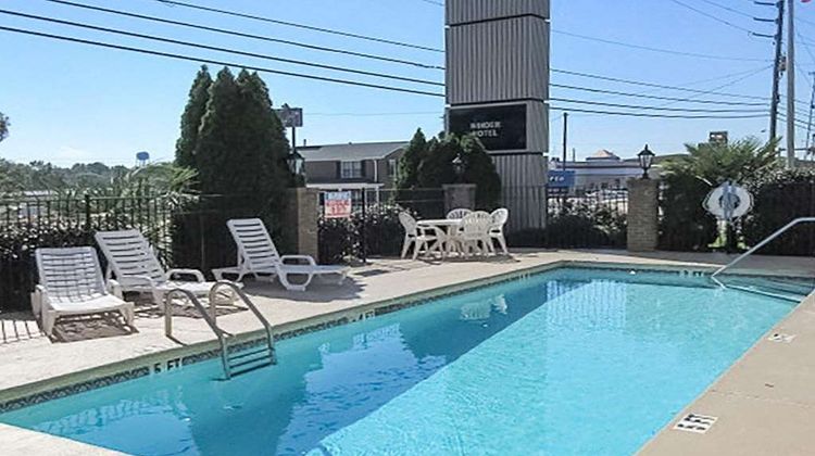 Quality Inn Winder Pool