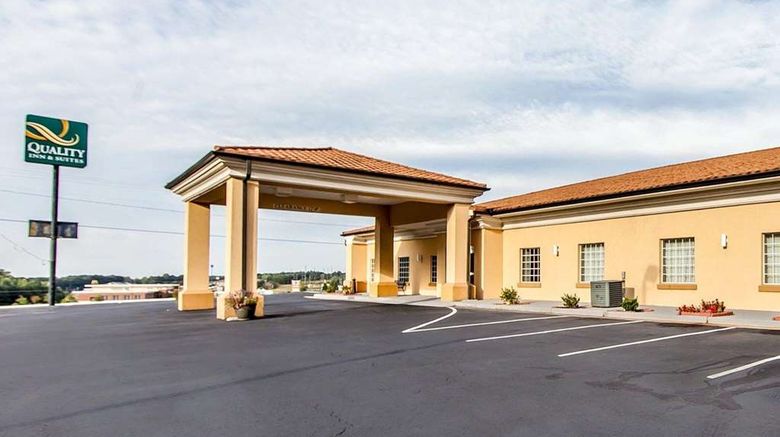 <b>Quality Inn and Suites Bremen Exterior</b>. Images powered by <a href="https://iceportal.shijigroup.com/" title="IcePortal" target="_blank">IcePortal</a>.