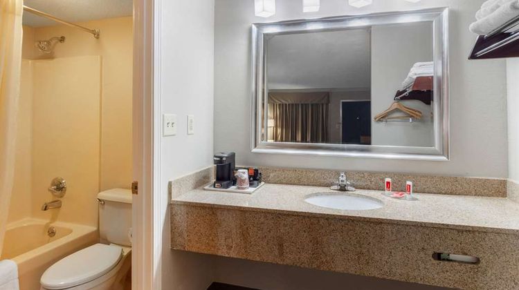 Econo Lodge Byron-Warner Robins Room