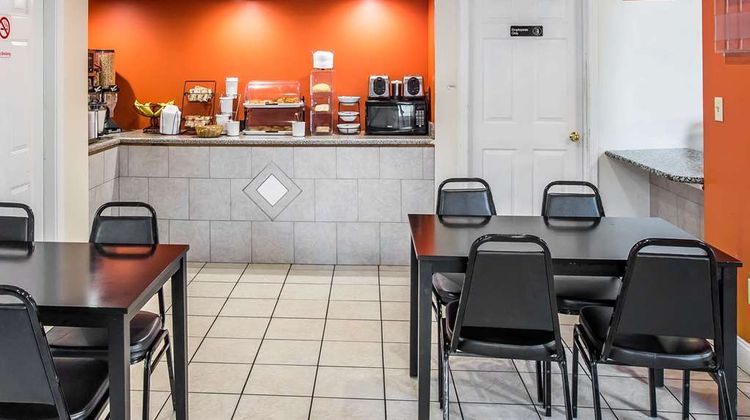 Rodeway  Inn & Suites Restaurant