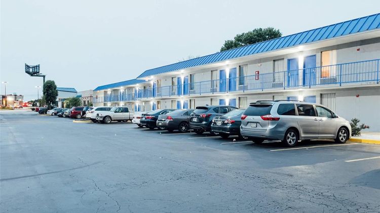 Rodeway  Inn & Suites Other