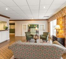 Quality Inn & Suites McDonough Lobby