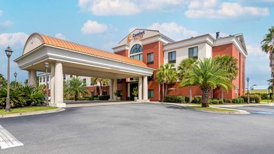 Comfort Suites