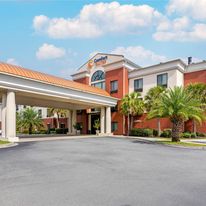 Comfort Suites