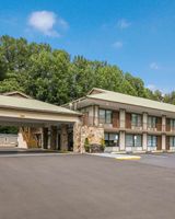 Quality Inn and Suites Mt Chalet