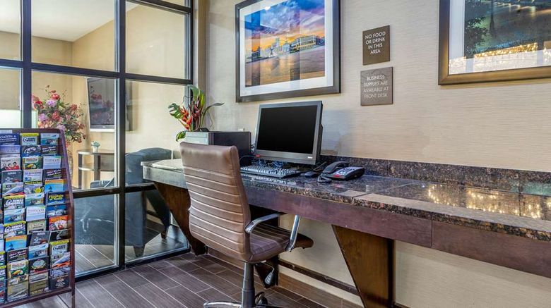 <b>Comfort Suites Gateway Other</b>. Images powered by <a href="https://iceportal.shijigroup.com/" title="IcePortal" target="_blank">IcePortal</a>.