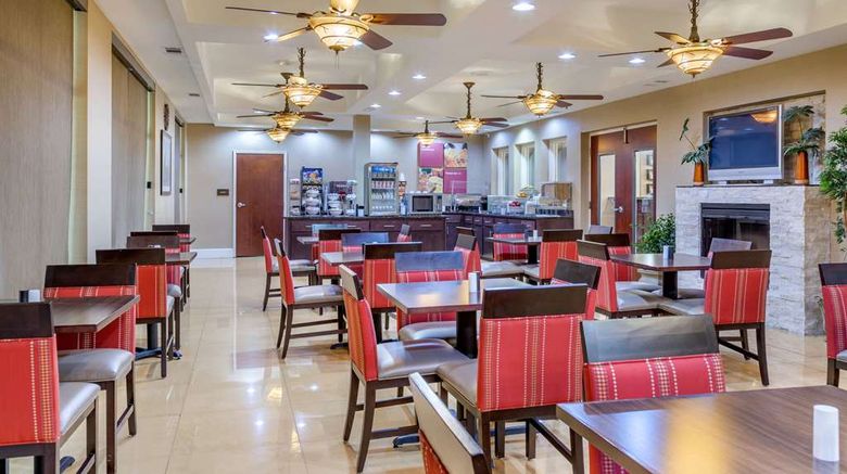 <b>Comfort Suites Gateway Restaurant</b>. Images powered by <a href="https://iceportal.shijigroup.com/" title="IcePortal" target="_blank">IcePortal</a>.