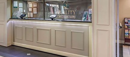 Quality Inn Lobby