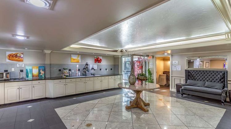 Quality Inn Lobby
