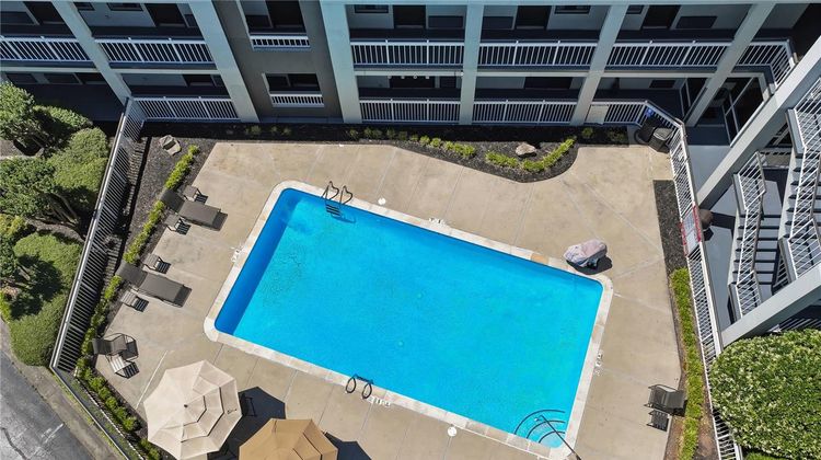 Quality Inn Pool