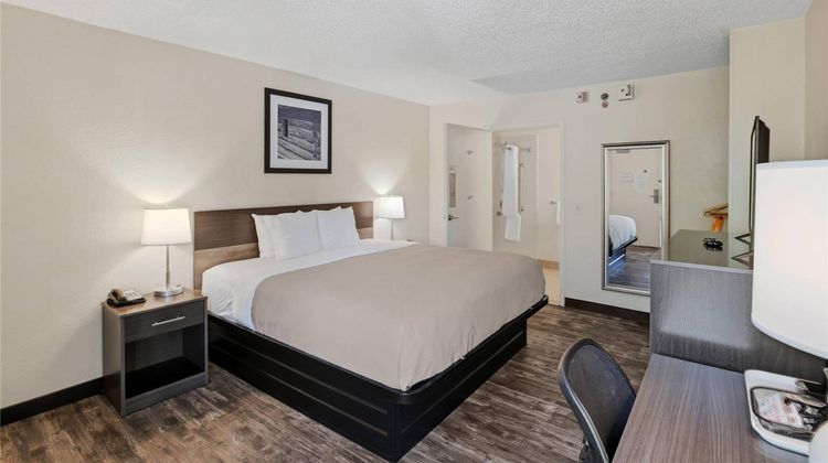 Quality Inn Room