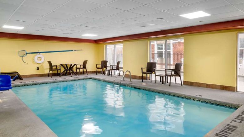 <b>Comfort Inn And Suites Macon North Pool</b>. Images powered by <a href="https://iceportal.shijigroup.com/" title="IcePortal" target="_blank">IcePortal</a>.