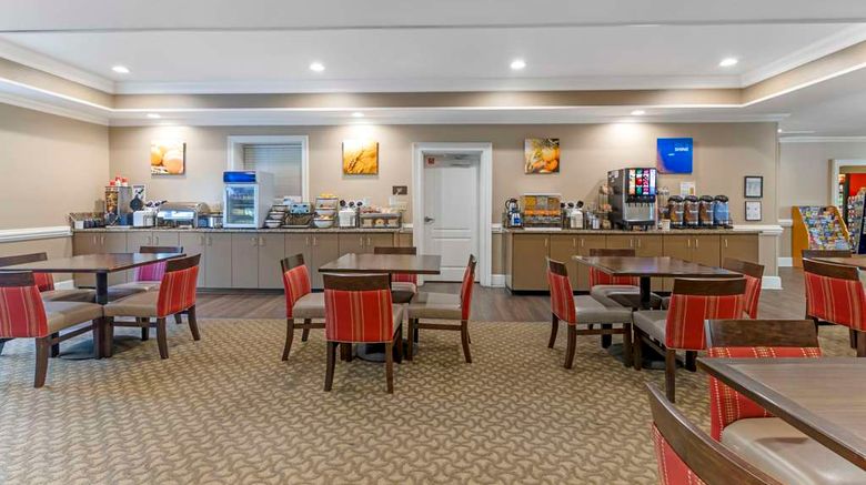 <b>Comfort Inn and Suites Tifton Restaurant</b>. Images powered by <a href="https://iceportal.shijigroup.com/" title="IcePortal" target="_blank">IcePortal</a>.