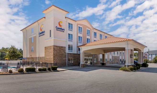 Comfort Inn and Suites Tifton Exterior