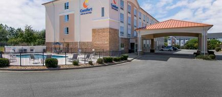 Comfort Inn and Suites Tifton Exterior