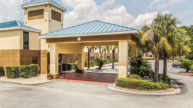 Econo Lodge Darien Exterior