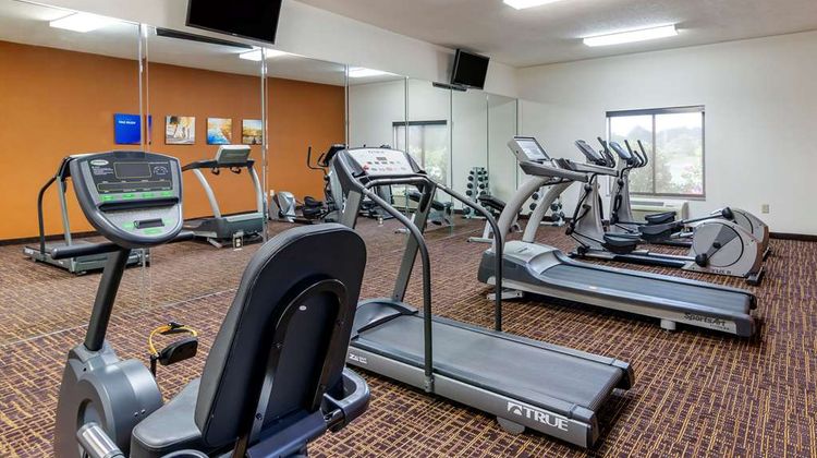 Comfort Inn & Suites Blue Ridge Health