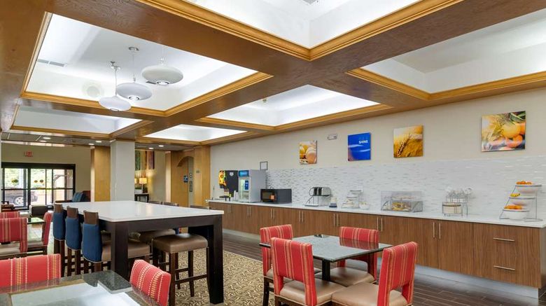 <b>Comfort Suites, Milledgeville Restaurant</b>. Images powered by <a href="https://iceportal.shijigroup.com/" title="IcePortal" target="_blank">IcePortal</a>.