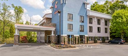 Comfort Suites at Kennesaw State Univ Exterior
