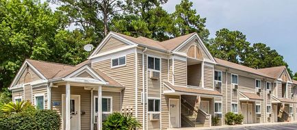 Suburban Studios Abercorn Exterior