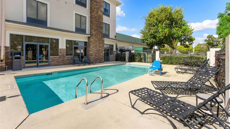 Comfort Suites Pool