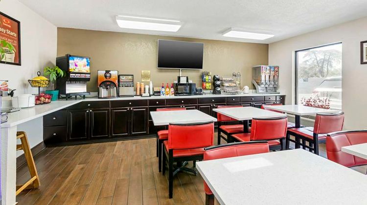 Econo Lodge Downtown Restaurant