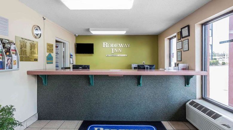 <b>Rodeway Inn - Augusta Lobby</b>. Images powered by <a href="https://iceportal.shijigroup.com/" title="IcePortal" target="_blank">IcePortal</a>.