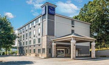 Sleep Inn & Suites