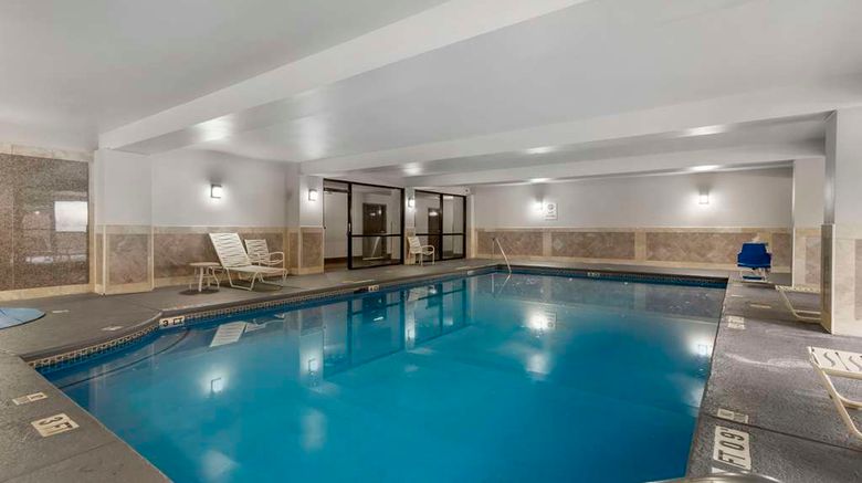 <b>Comfort Suites Atlanta Airport Pool</b>. Images powered by <a href="https://iceportal.shijigroup.com/" title="IcePortal" target="_blank">IcePortal</a>.