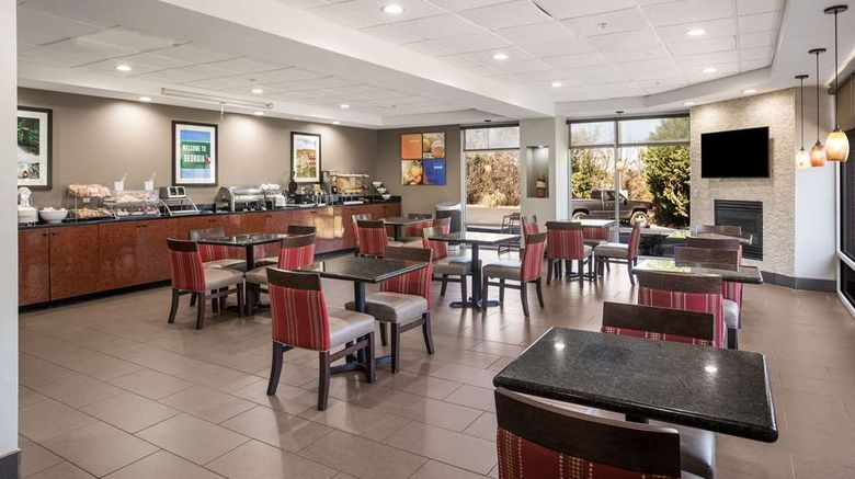 <b>Comfort Suites Restaurant</b>. Images powered by <a href="https://iceportal.shijigroup.com/" title="IcePortal" target="_blank">IcePortal</a>.
