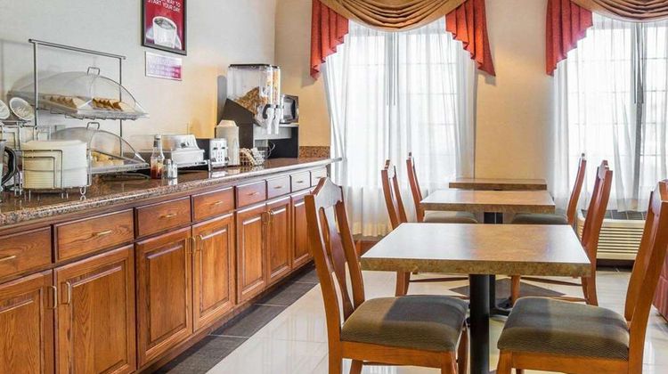 Econo Lodge Brunswick Travel Center Restaurant