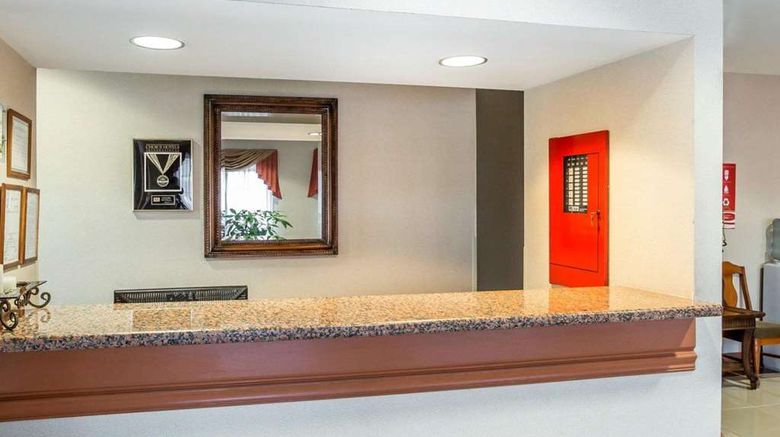 <b>Econo Lodge Brunswick Travel Center Lobby</b>. Images powered by <a href="https://iceportal.shijigroup.com/" title="IcePortal" target="_blank">IcePortal</a>.