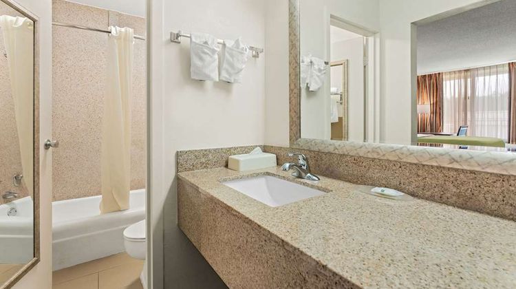 Quality Inn Americus Room