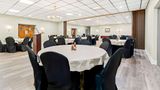 <b>Quality Inn Americus Meeting</b>. Images powered by <a href="https://iceportal.shijigroup.com/" title="IcePortal" target="_blank">IcePortal</a>.