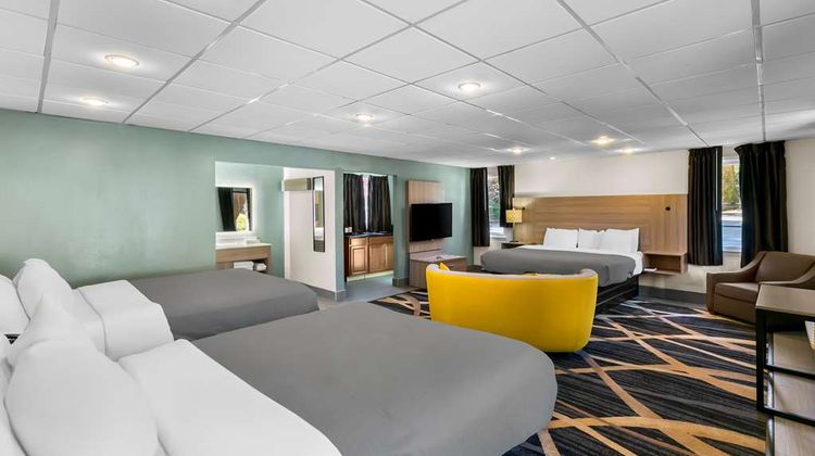 Quality Inn Room