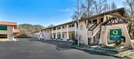 Quality Inn Exterior