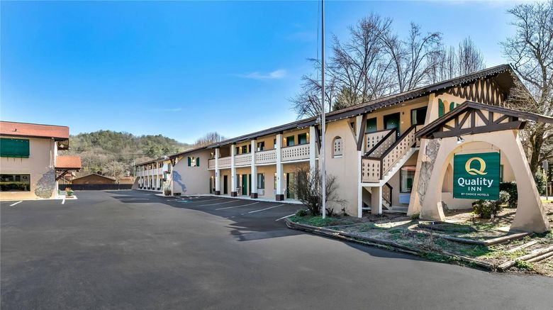 <b>Quality Inn Exterior</b>. Images powered by <a href="https://iceportal.shijigroup.com/" title="IcePortal" target="_blank">IcePortal</a>.