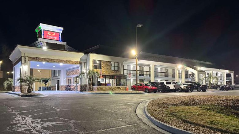 <b>Econo Lodge Inn & Suites Macon Exterior</b>. Images powered by <a href="https://iceportal.shijigroup.com/" title="IcePortal" target="_blank">IcePortal</a>.